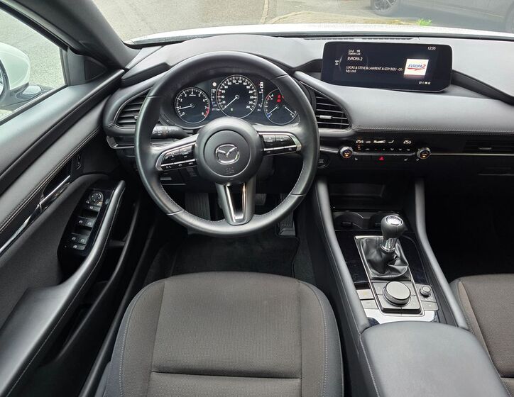 Mazda 3 12