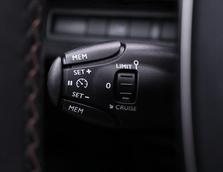 Peugeot 5008 26