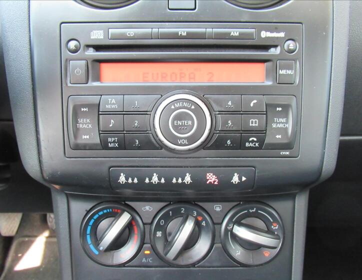 Nissan Qashqai 10