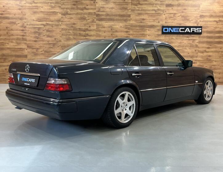Mercedes-Benz Třídy E 3