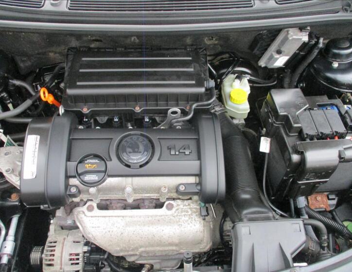 Škoda Roomster 30