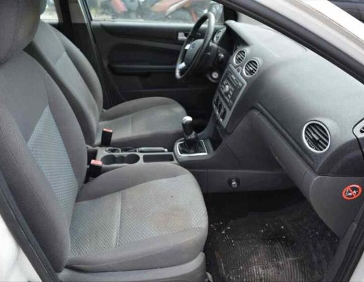 Ford Focus 17