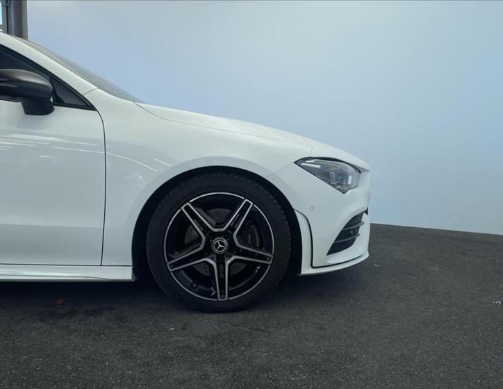 Mercedes-Benz CLA 22