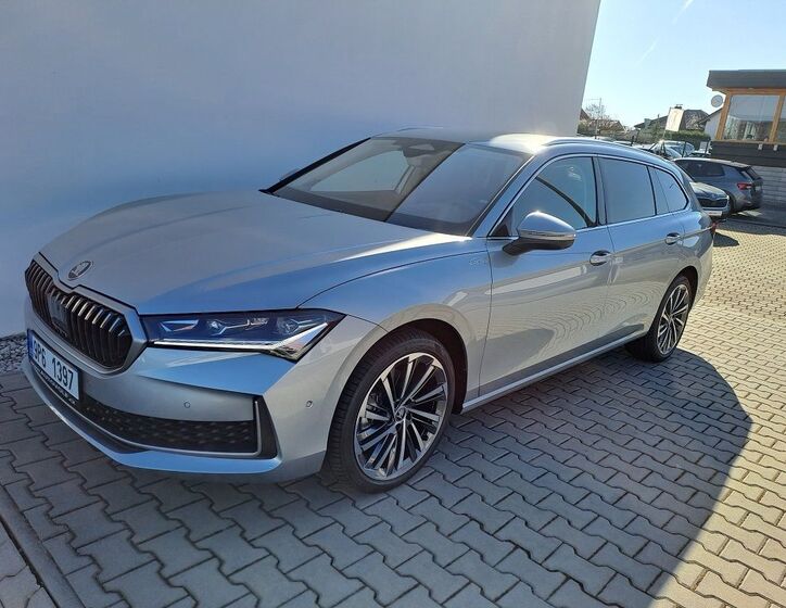 Škoda Superb 1