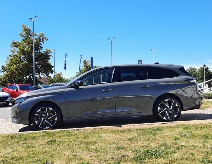 Peugeot 308 4