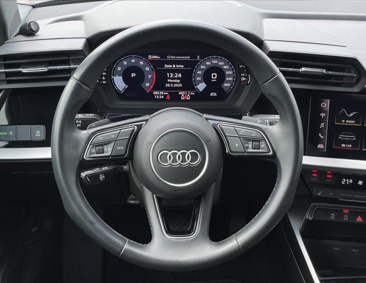 Audi A3 8
