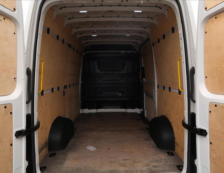 Volkswagen Crafter 20