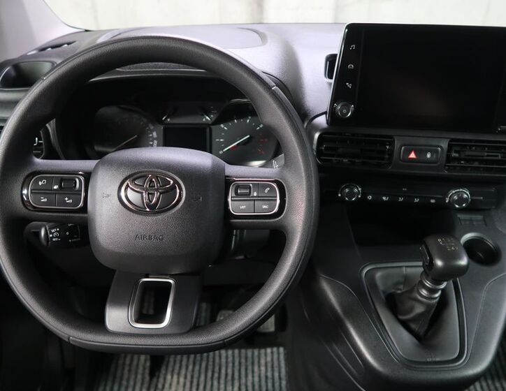 Toyota ProAce 15