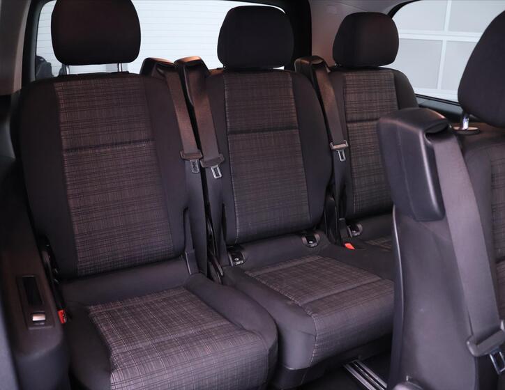 Mercedes-Benz Vito 16