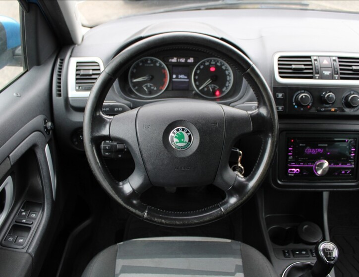 Škoda Roomster 10