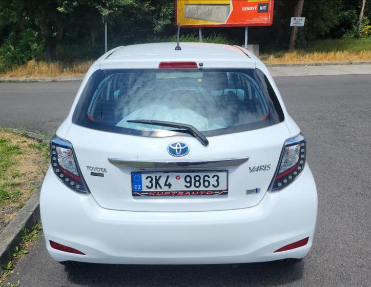 Toyota Yaris 6