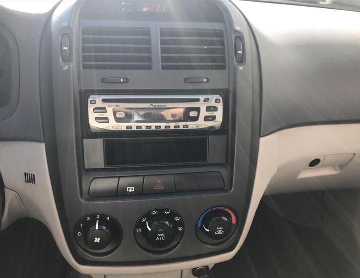 KIA Cerato 9