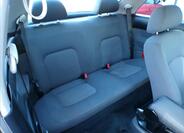 Volkswagen New Beetle 15
