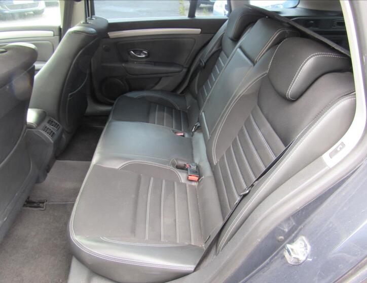 Renault Laguna 10