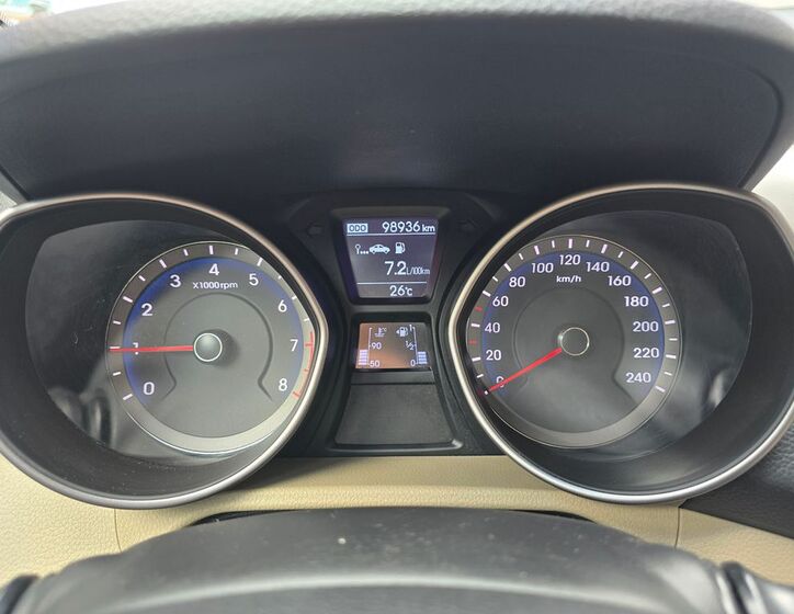 Hyundai i30 18
