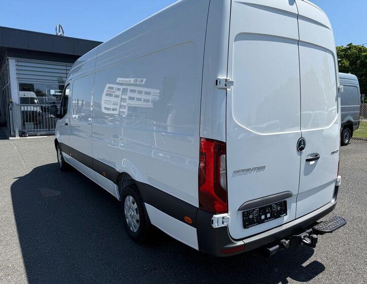 Mercedes-Benz Sprinter 6