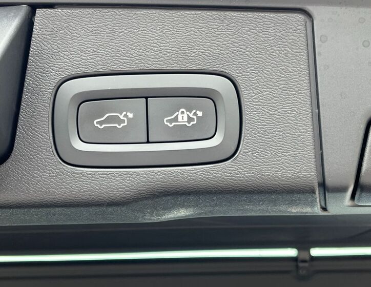 Volvo XC60 25