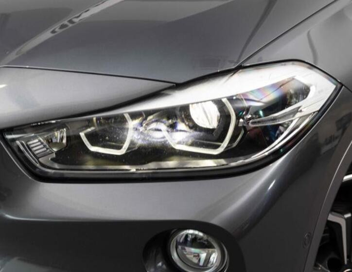 BMW X2 8