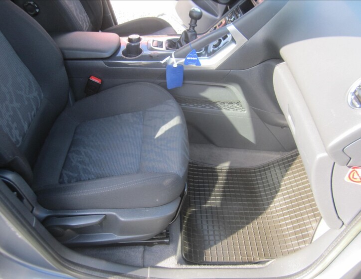 Peugeot 3008 17