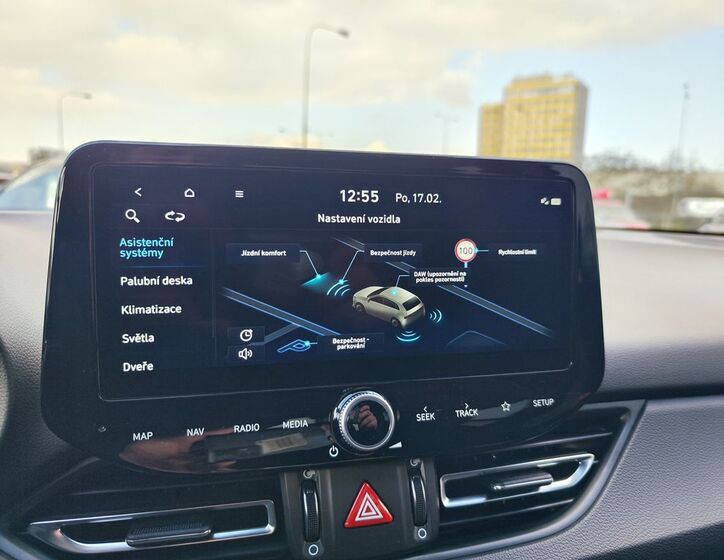 Hyundai i30 16
