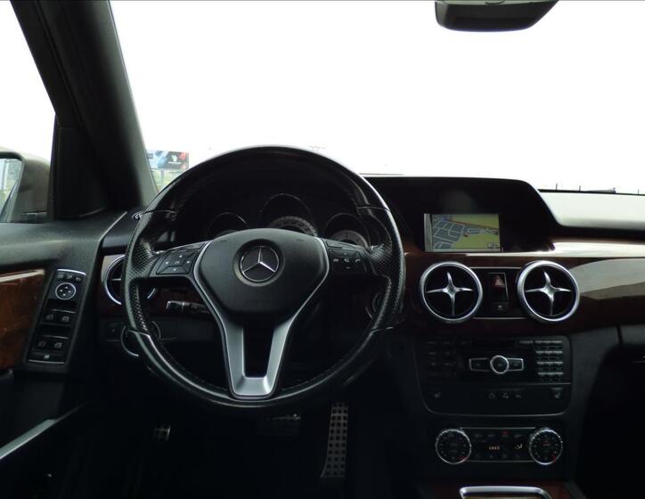 Mercedes-Benz GLK 12