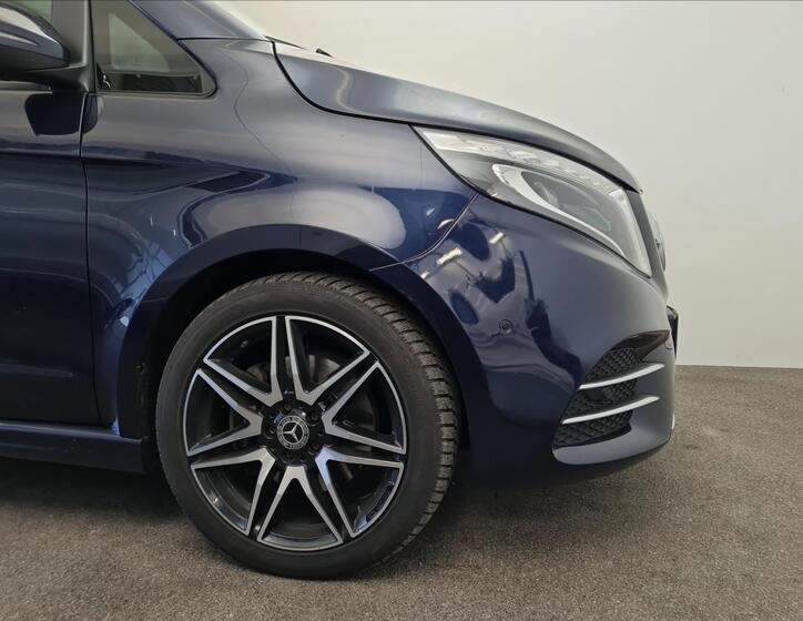 Mercedes-Benz Třídy V 28