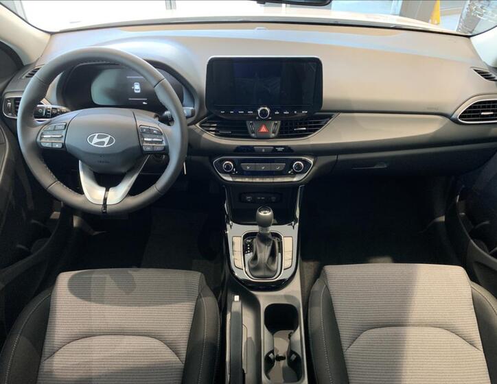 Hyundai i30 16