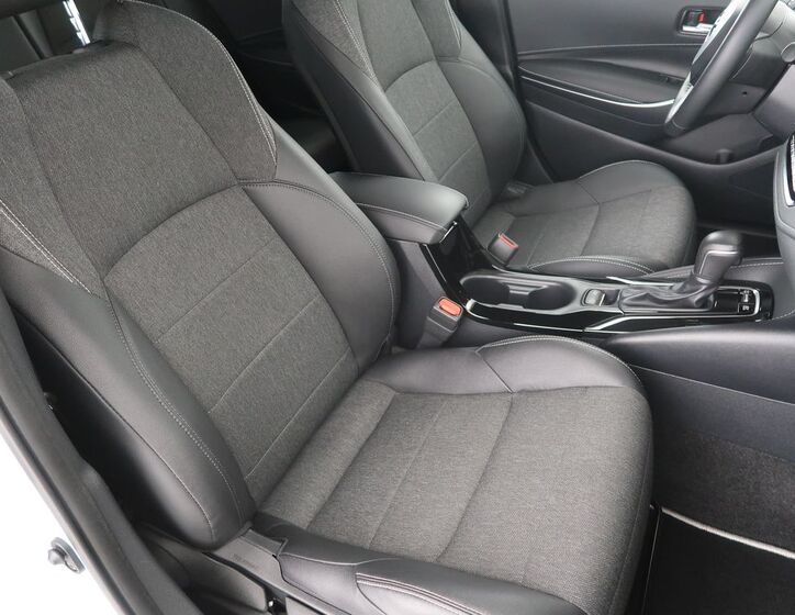 Toyota Corolla 15