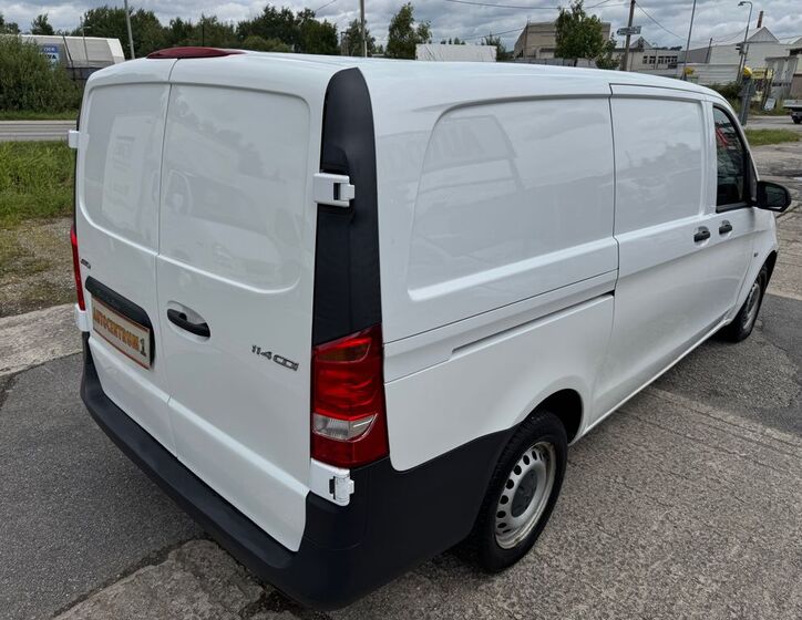 Mercedes-Benz Vito 7