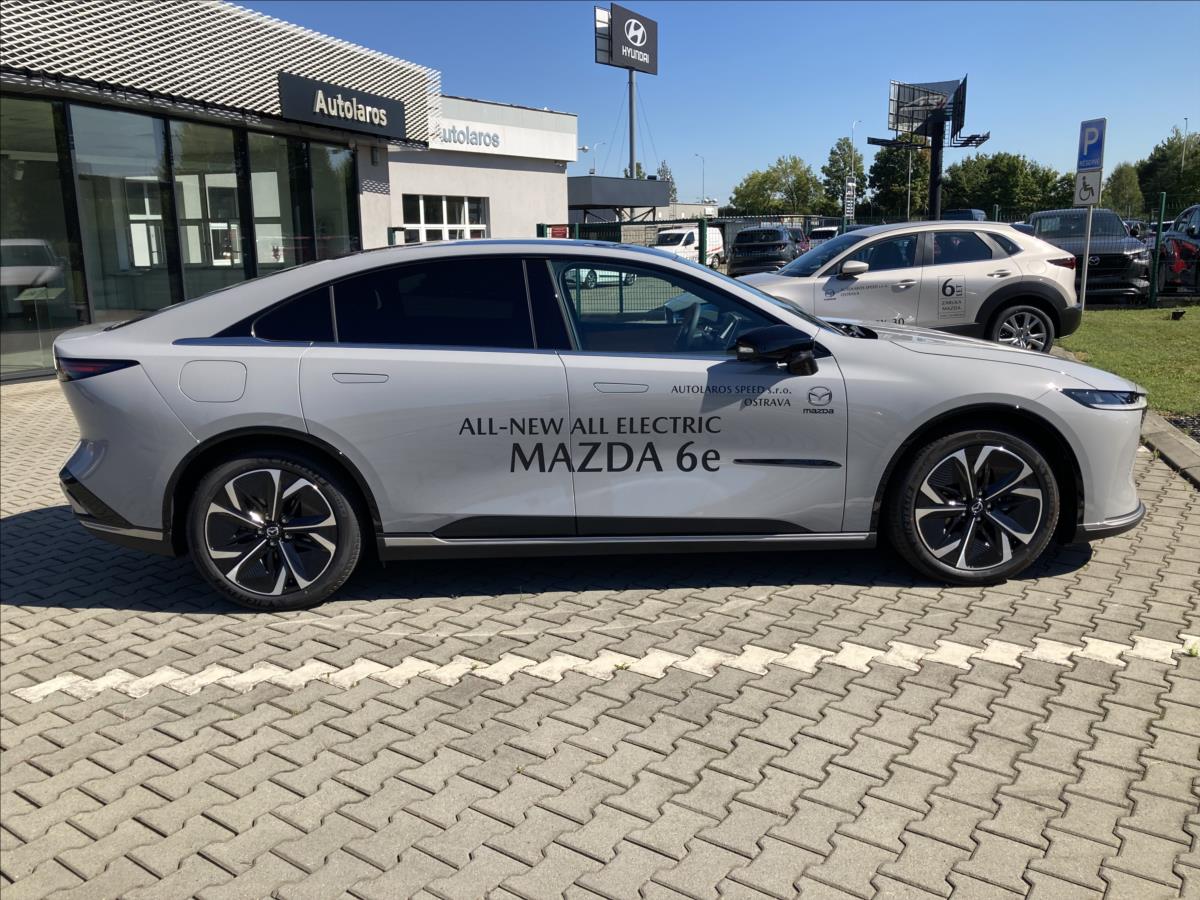 Mazda 6e