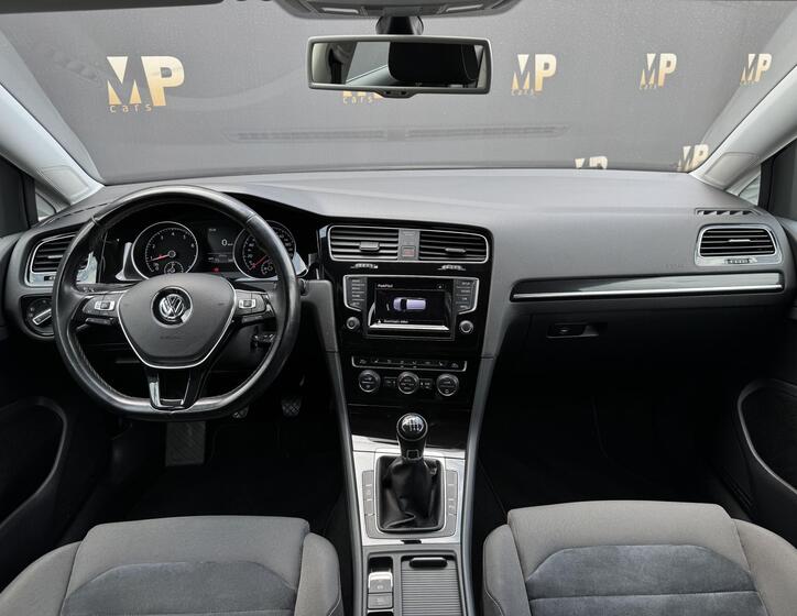 Volkswagen Golf 18