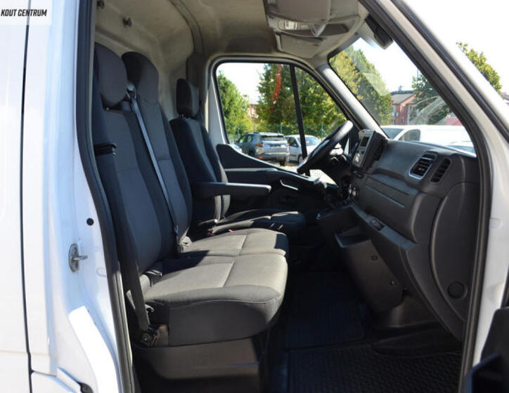 Renault Master 12