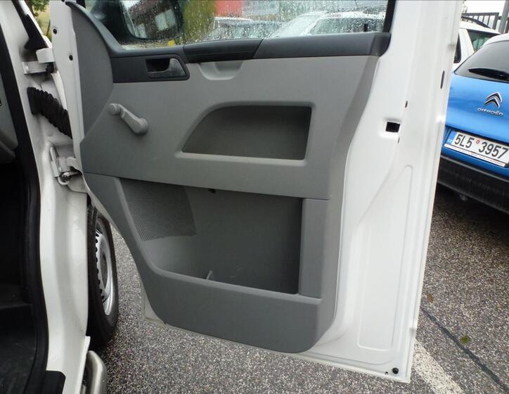 Volkswagen Transporter 26