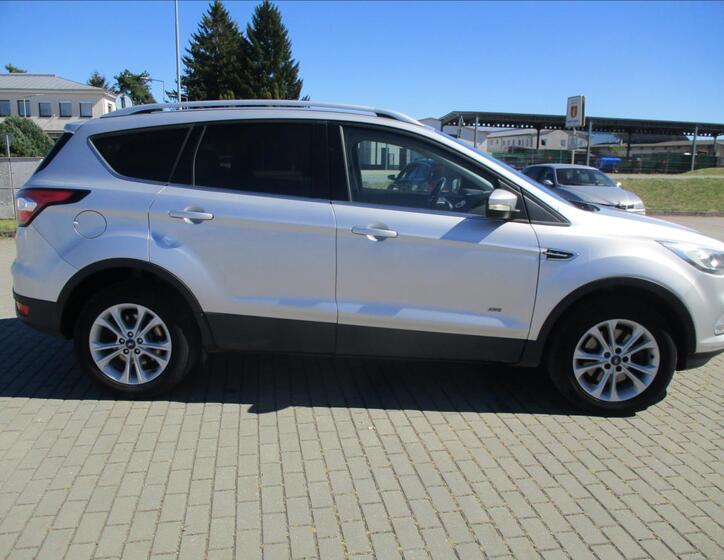 Ford Kuga 5