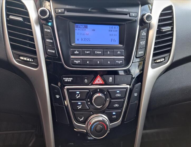 Hyundai i30 15
