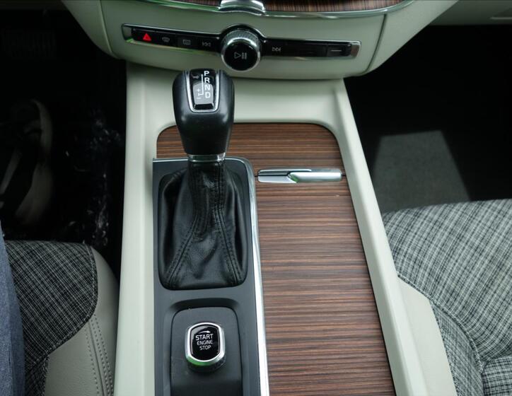 Volvo XC60 62