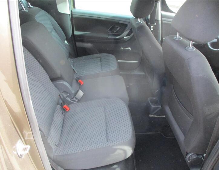 Škoda Roomster 11