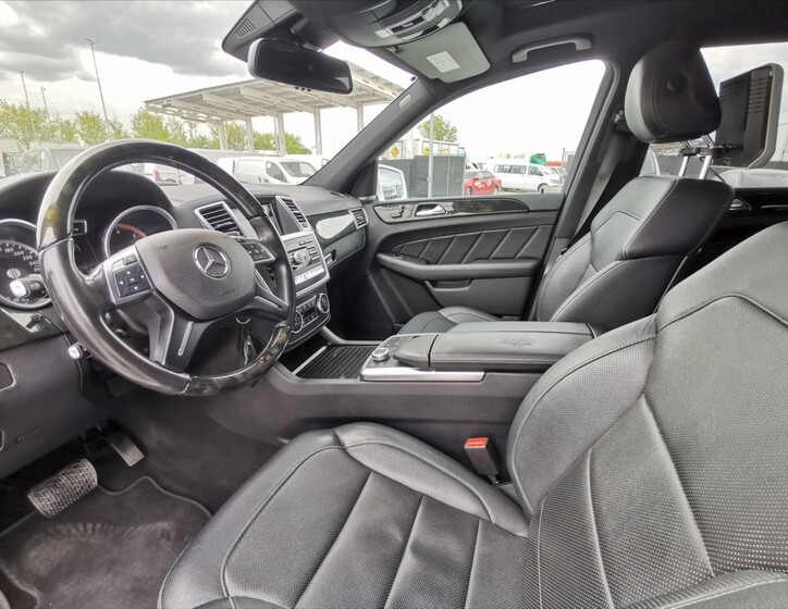 Mercedes-Benz GL 6