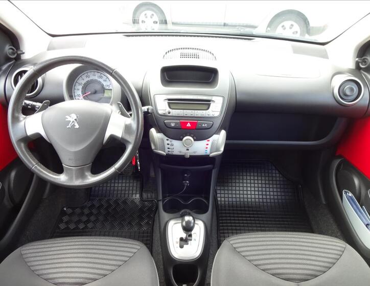 Peugeot 107 32