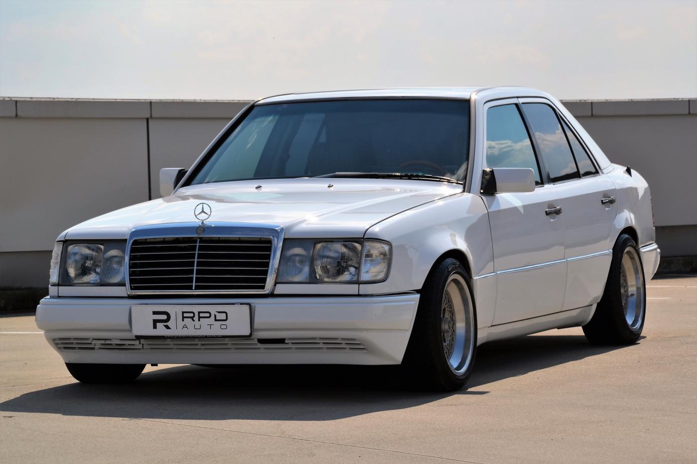 Mercedes-Benz 124