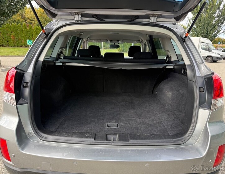 Subaru Outback 12