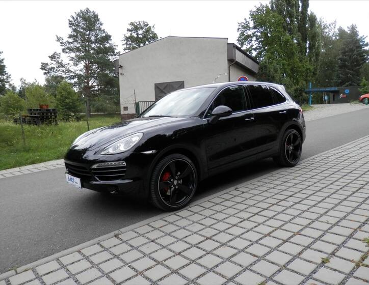 Porsche Cayenne 2