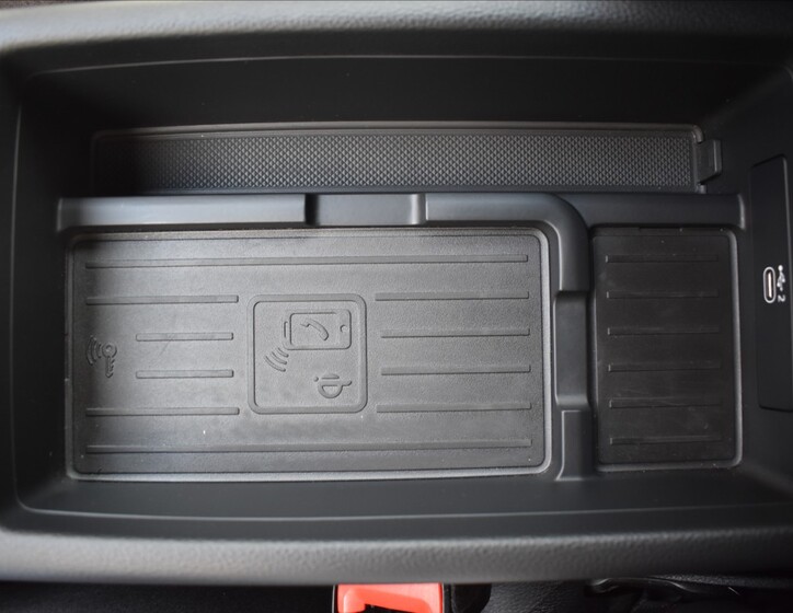 Audi A4 47