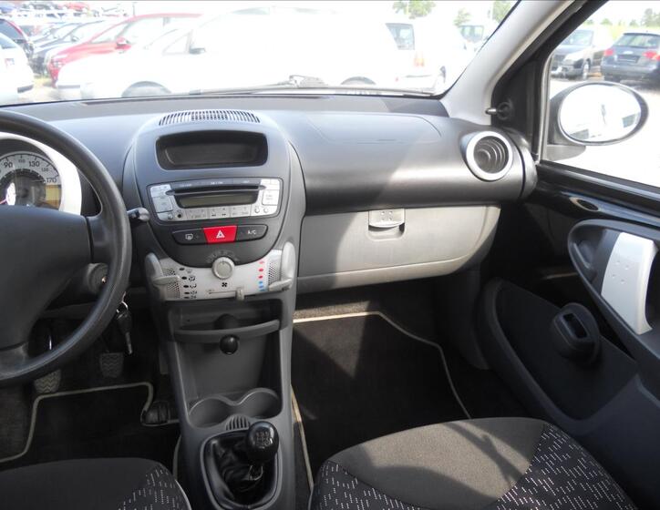 Peugeot 107 14