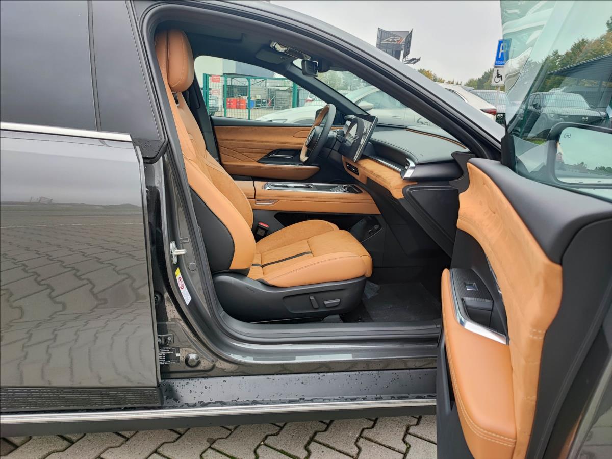 Mazda 6e