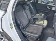 Audi Q7 23