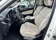 Mercedes-Benz GLS 10