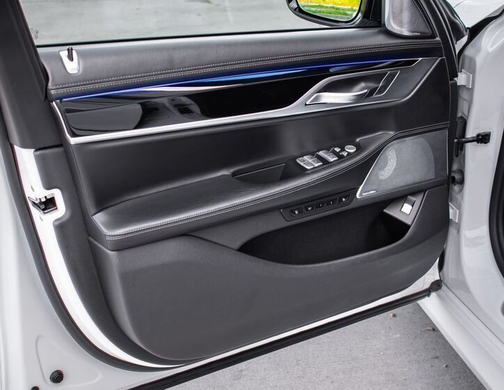 BMW Řada 7 57