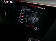 Audi e-tron 30