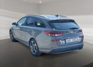 Hyundai i30 4